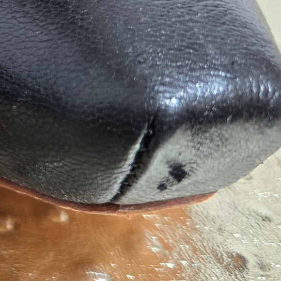 BLACK L.A.M.B. STILETTO BOOTIES 🖤💛 - Picture 13 of 13